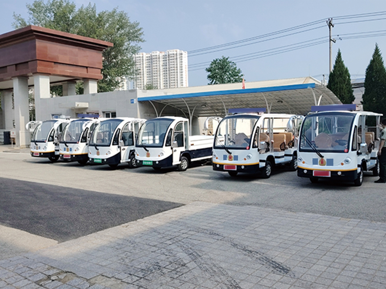 電動(dòng)巡邏車(chē)